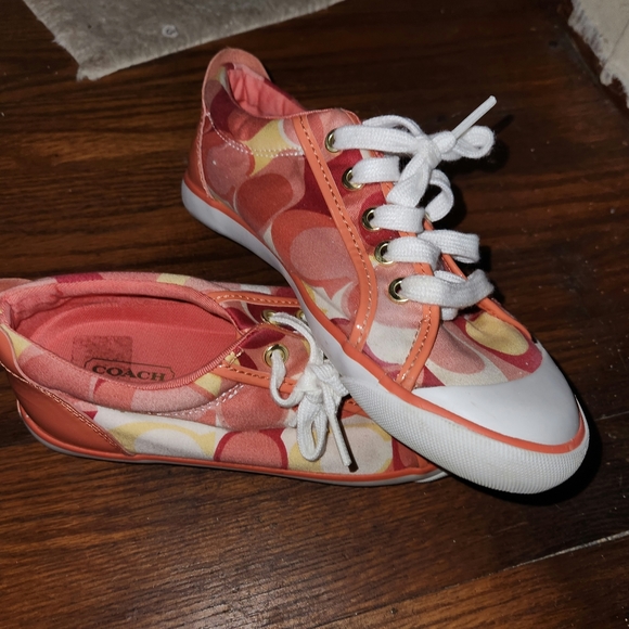 Peach,YellowCoach Signature C Shoes - Picture 2 of 12